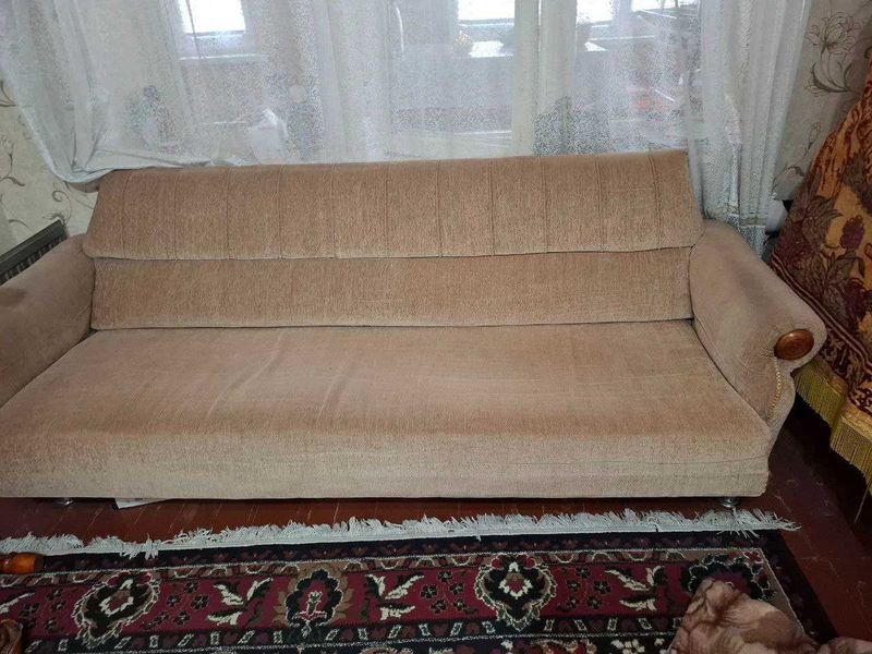 Divan, kreslo sotiladi Divan, kreslo sotiladi