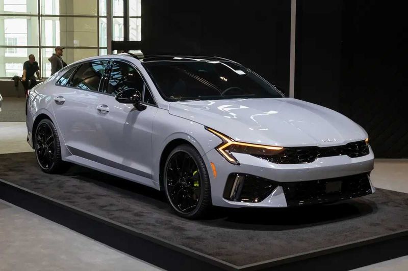 Kia k5 eng foydali shartlar bilan rassrochaga Kia k5 eng foydali shartlar bilan rassrochaga