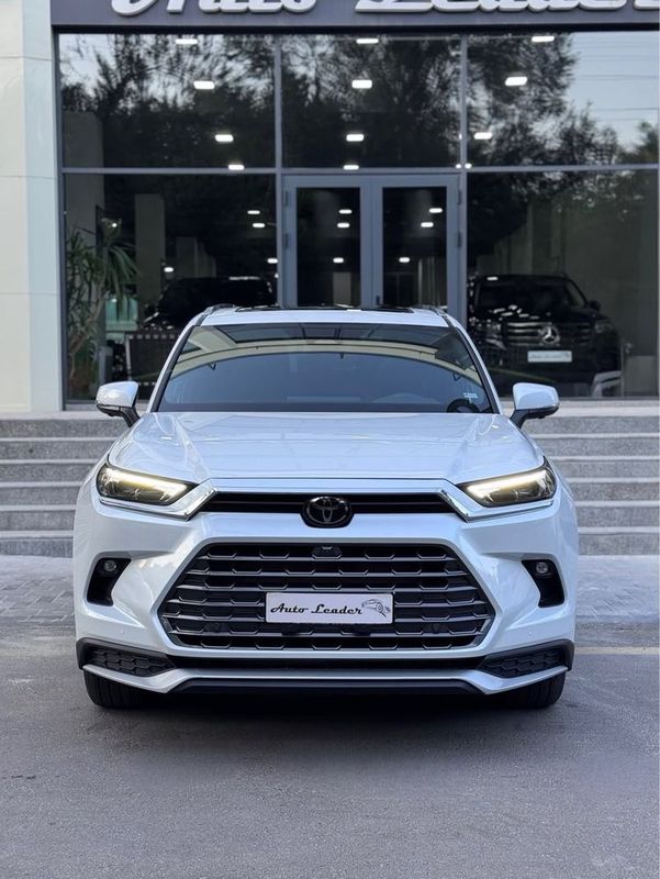 Toyota Grand Highlander Hybrid Max Platinum