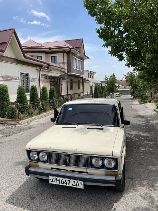 Jiguli vaz 2106 srochna sotiladi Jiguli vaz 2106 srochna sotiladi