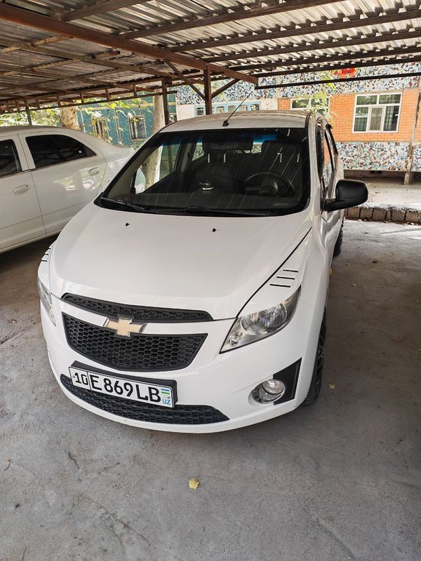 Продам автомобиль Спарк 2 поз.