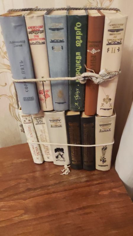 Книги,художественная литература Книги,художественная литература