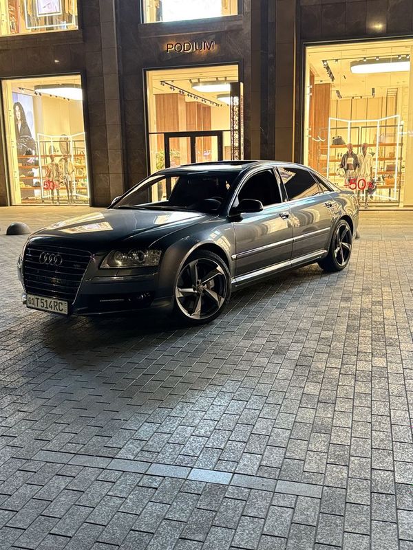 Audi A8 W12 long Audi A8 W12 long