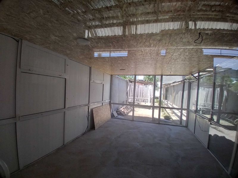 Yol yuzida Akfa butka arendaga beriladi 24 m2 Yol yuzida Akfa butka arendaga beriladi 24 m2