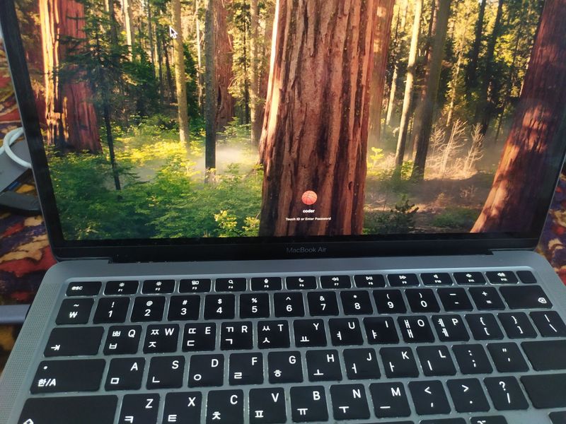 Macbook air m1 8/256 gb Macbook air m1 8/256 gb