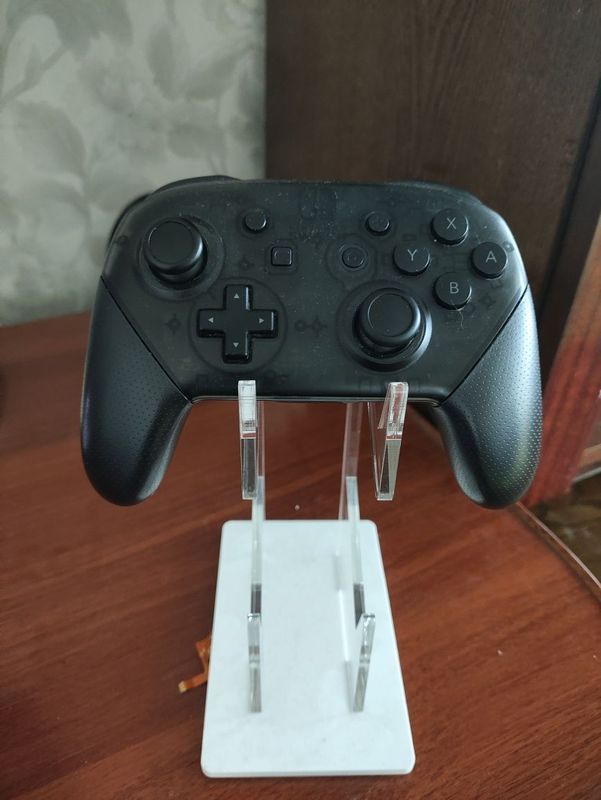 Nintendo Pro Controller Nintendo Pro Controller