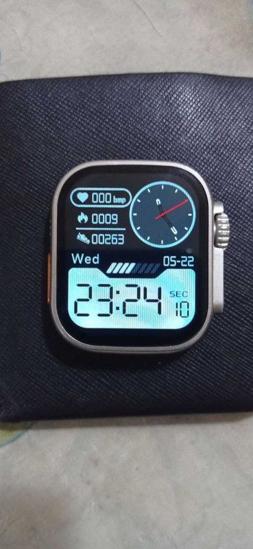 Smart Watch-Ultra 8 Smart Watch-Ultra 8