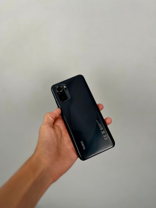 redmi note 10 holati zor obmen bor iphonega.