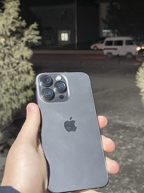 iPhone 13 про бомба