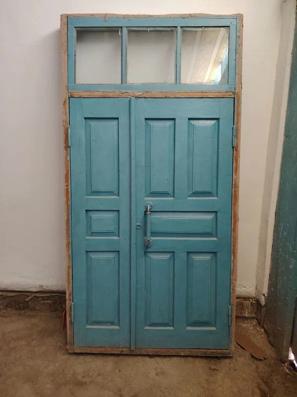 Жарма есык сатылады уйден шыккан таза агаштары Жарма есык сатылады уйден шыккан таза агаштары