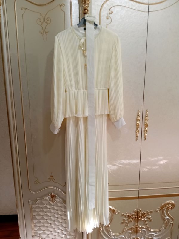 glamour brend holati ideal bir marta kiyilgan glamour brend holati ideal bir marta kiyilgan