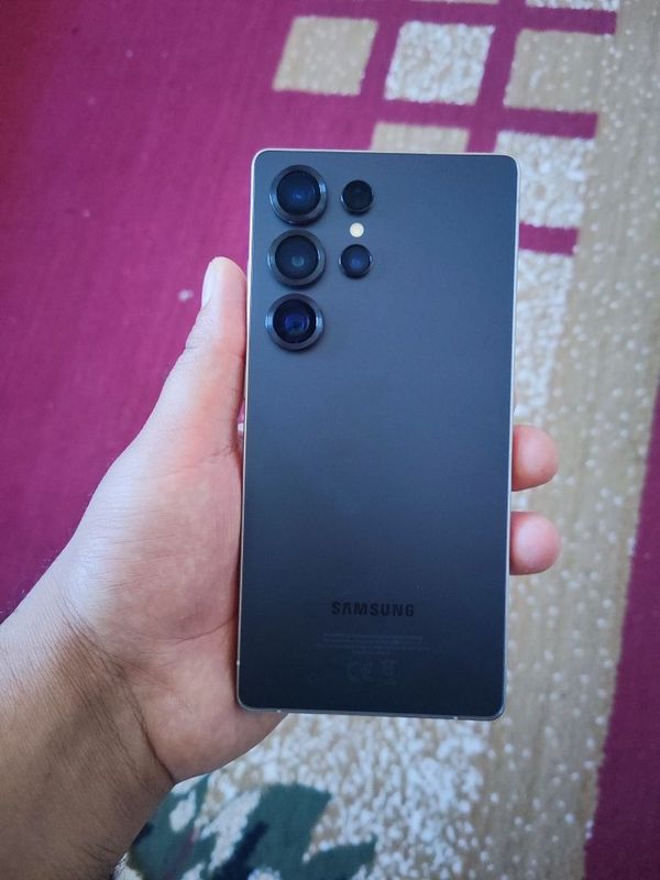 Samsung S25 ultra vetnam 256/12 yangi Samsung S25 ultra vetnam 256/12 yangi