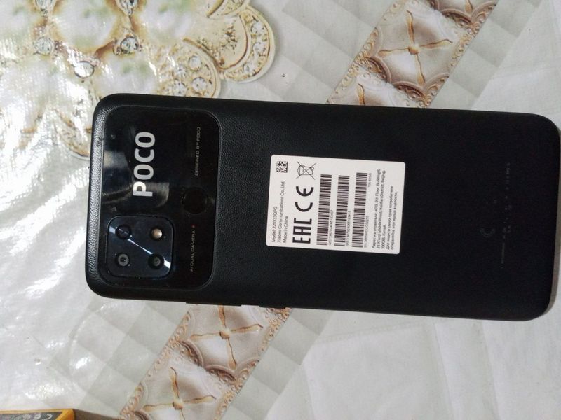 Pocco c 40 32Gb келишамиз