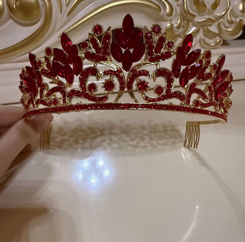 Корона для ансамбля, келин учун корона Корона для ансамбля, келин учун корона