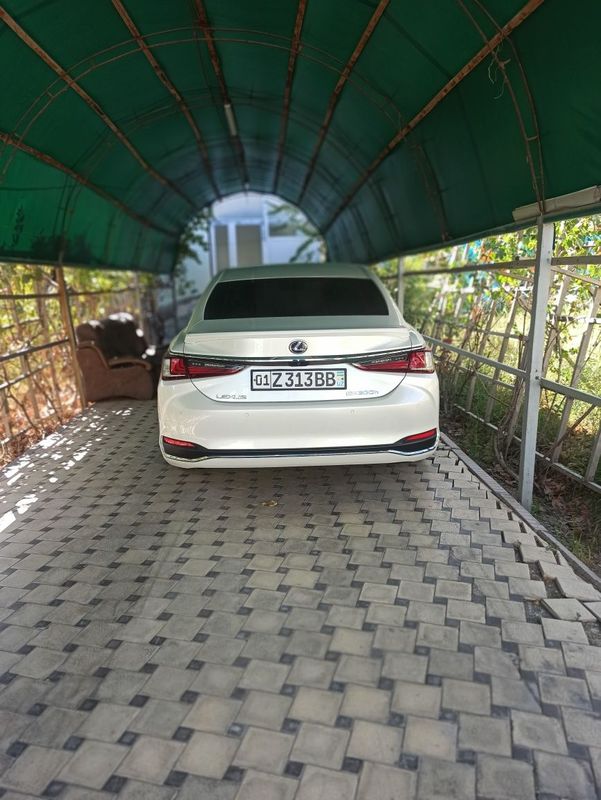 Lexus ES300 hybrid Lexus ES300 hybrid