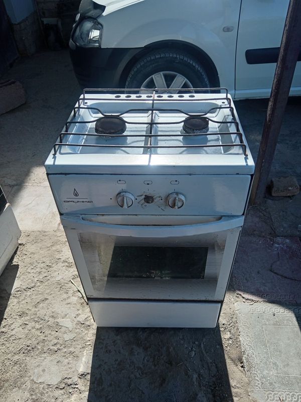 Gaz plita sotiladi holati yaxshi Gaz plita sotiladi holati yaxshi