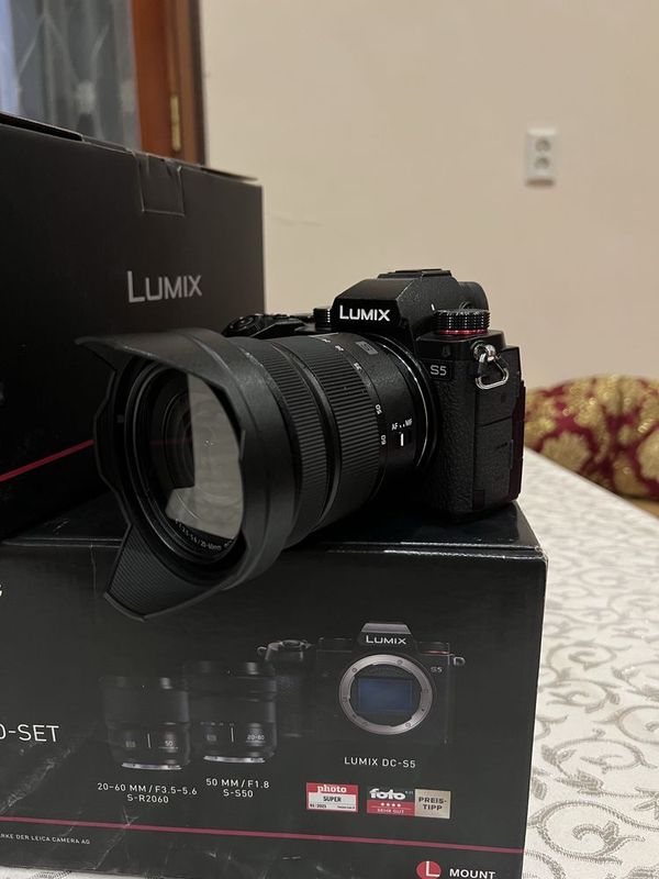 Lumix s5