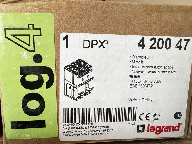 Автоматический выключатель DPX3 160 25кА 160А Legrand 420047