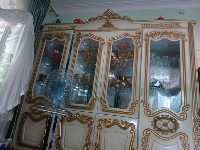 Mebel sotiladi Mebel sotiladi