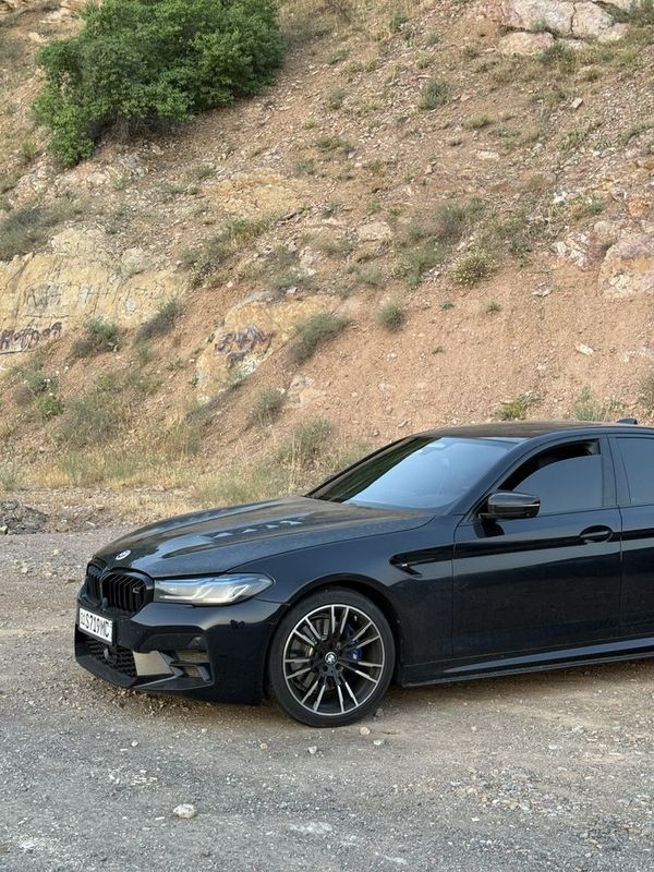 BMW 520i 2023 40к пробег BMW 520i 2023 40к пробег