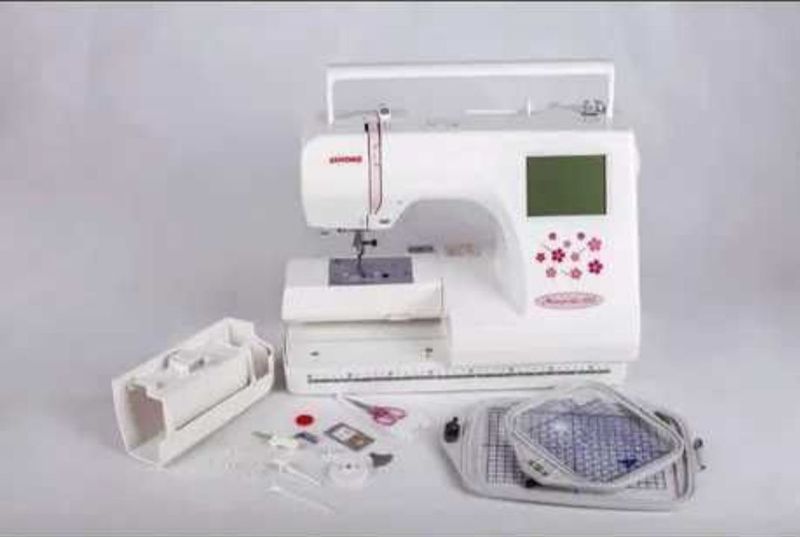 Janome 370 E Vishivka