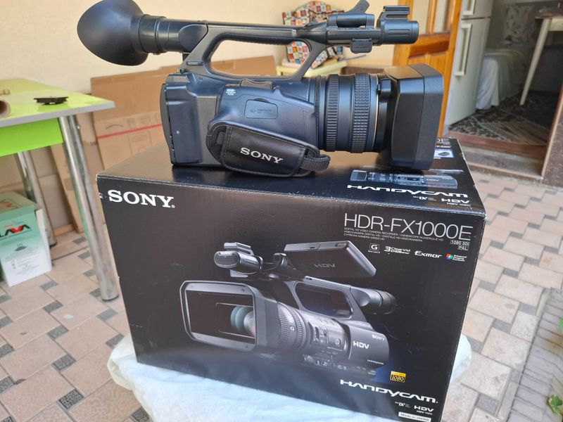Видеокамера SONY HDR-FX 1000E Видеокамера SONY HDR-FX 1000E