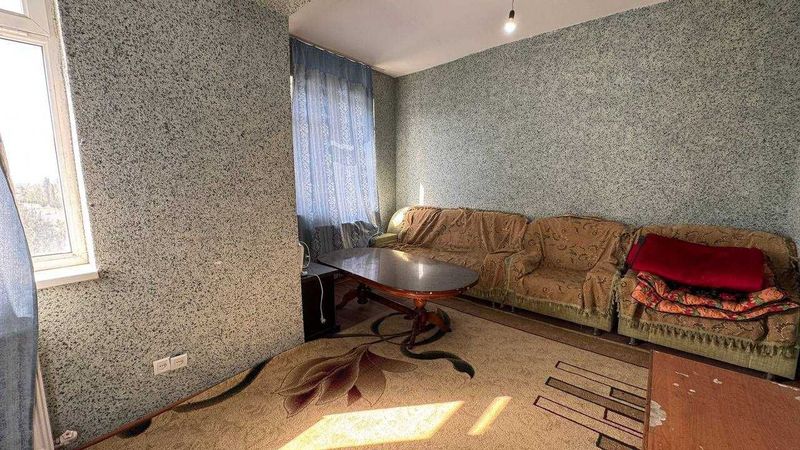 Истиқлол стадиони. 2-xona yaxshi holatda ID: 1343