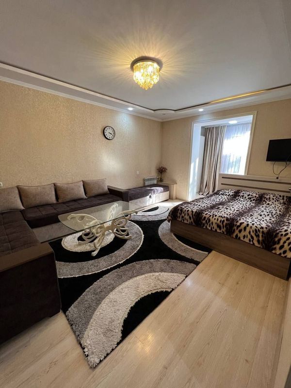 1/4/4 ЦУМ 36кв.м.500 1/4/4 ЦУМ 36кв.м.500