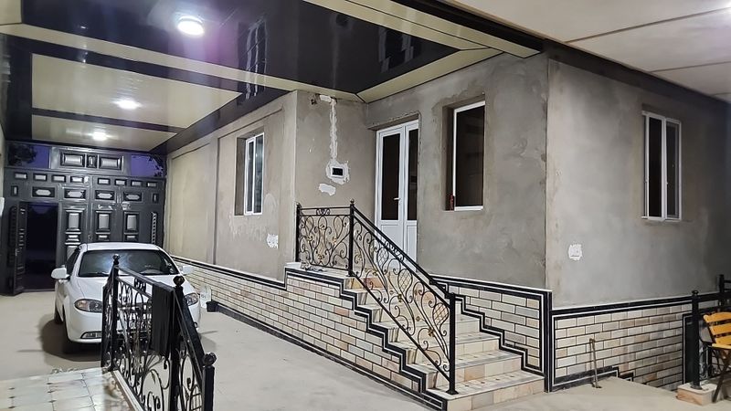 Катта уй сотилади. Катта уй сотилади.