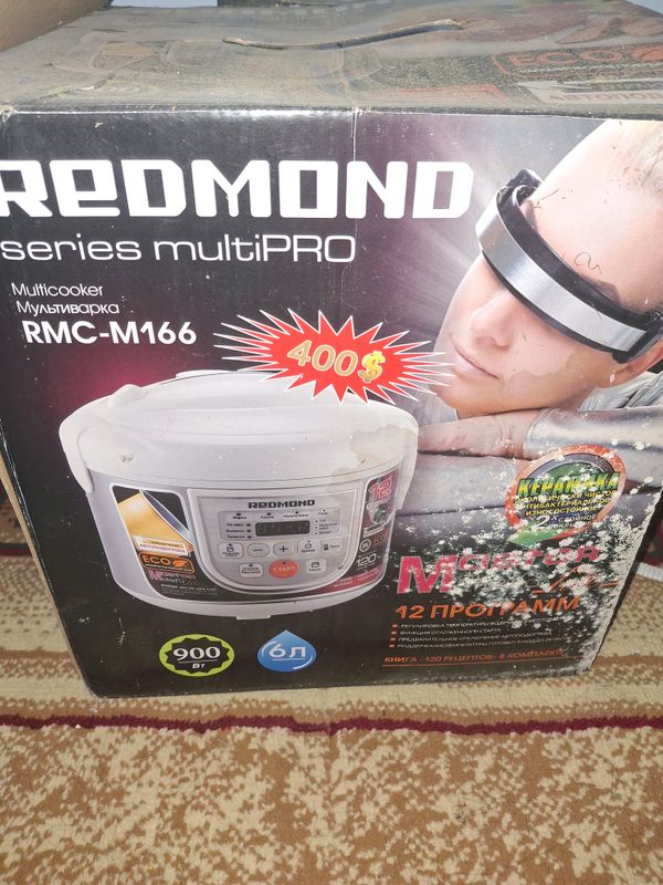 Мультиварка Redmond 6л Мультиварка Redmond 6л