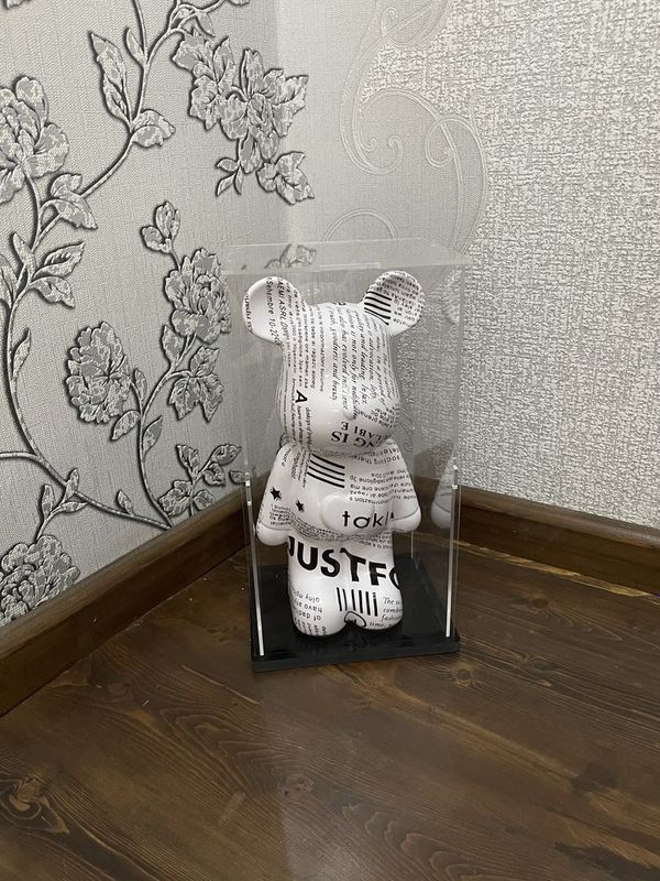 Фигурка BEARBRICK 28 cm Фигурка BEARBRICK 28 cm