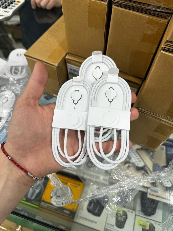 Apple Original Yechma Cable Apple Original Yechma Cable