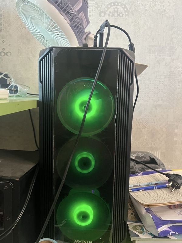 Kompyuter PC intel core i5 12400F