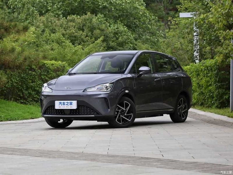 Neta aya EV 401 KM naxt va nasiya savdo yillik 10% Neta aya EV 401 KM naxt va nasiya savdo yillik 10%