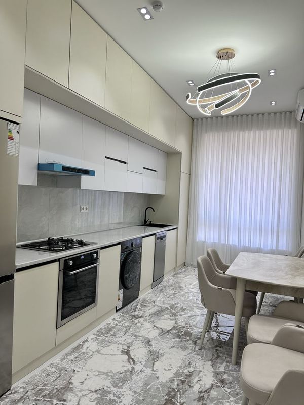 СДАЕТСЯ СВОЯ 3х новая комнатная квартира в Yunusabad Residence