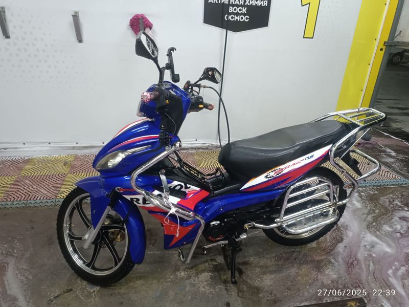 Bikeland avangard moped sotiladi , 110cc holati ideal 20000 probeg
