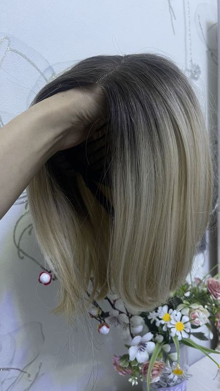Парик длинное каре