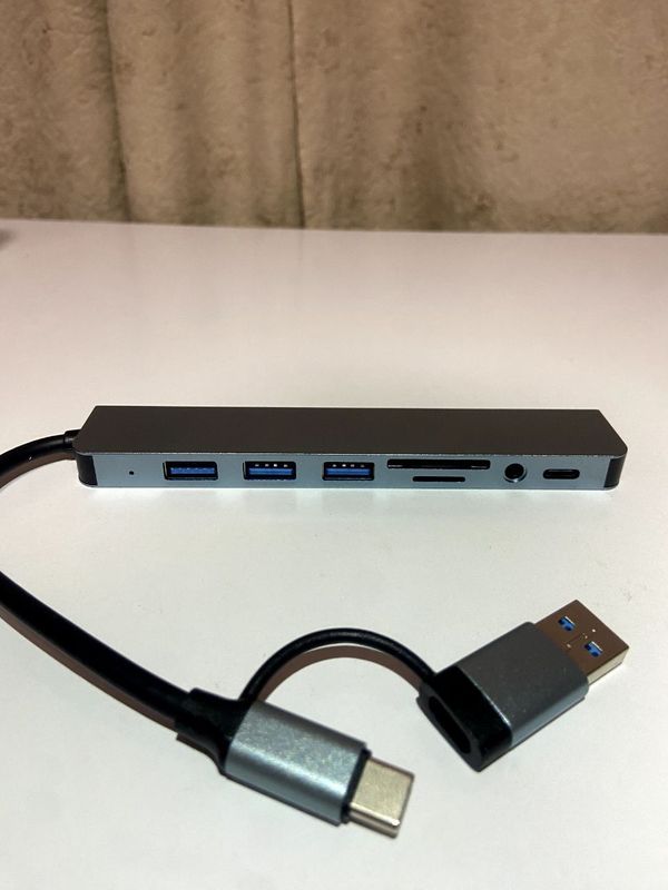 USB Hub, kompyuter va telefon uchun USB Hub, kompyuter va telefon uchun