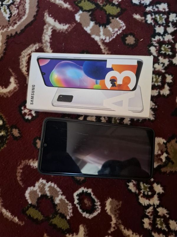 Samsung A31 satiladi