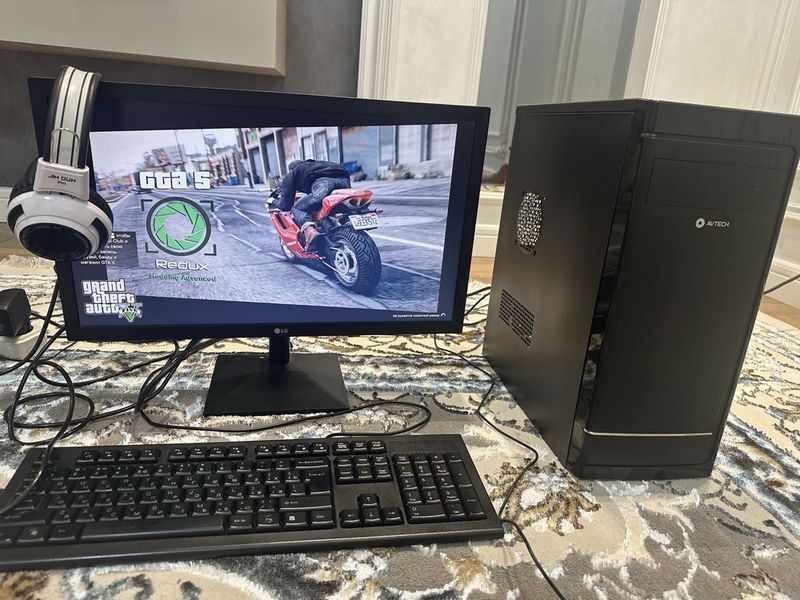 Продаётся компьютер игравой срочно Продаётся компьютер игравой срочно