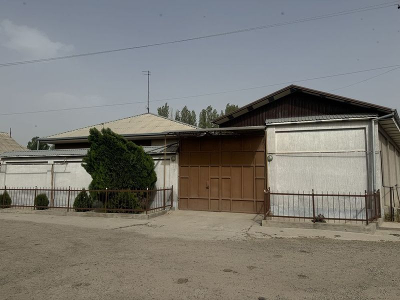 Uy sotiladi Продаётся Uy sotiladi Продаётся