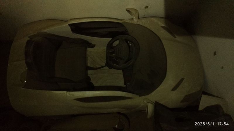 Детский автомобил Детский автомобил