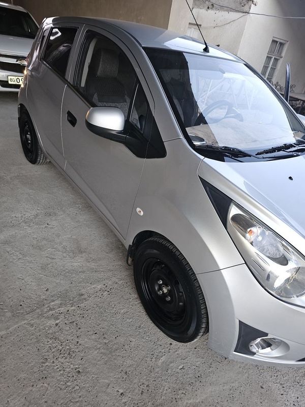 Chevrolet Spark sotiladi