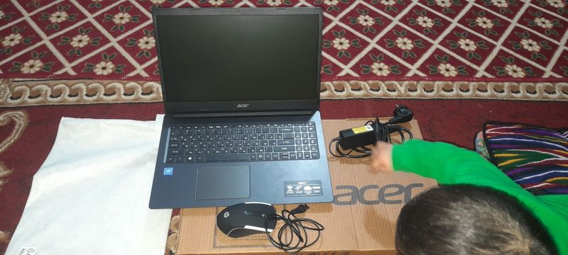 Noutbuk Acer Aspire 3