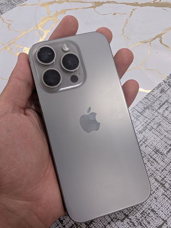 Iphone 15 pro natural titan Iphone 15 pro natural titan