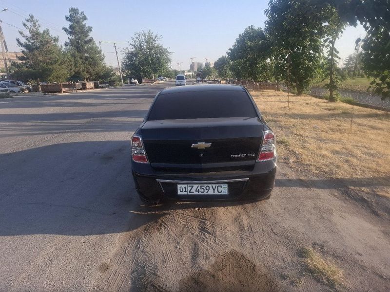 Kobilt arendaga qora tani 13500 bowiga 2000 bilan chiqadi Kobilt arendaga qora tani 13500 bowiga 2000 bilan chiqadi