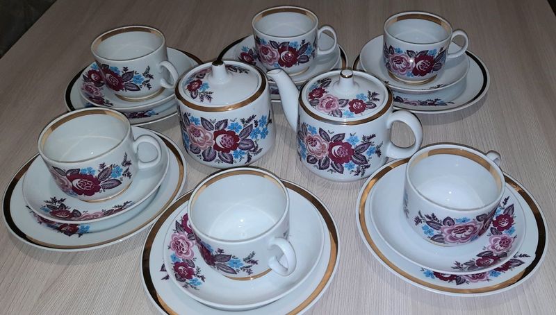 Продам чайный сервиз СССР Продам чайный сервиз СССР