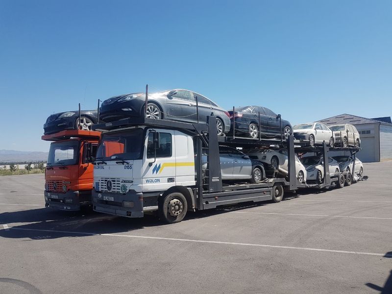 Автовоз сотилади Mercedes Benz Actros(тягач) + Groenewold(полуприцеп)