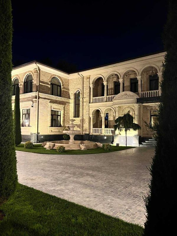 В аренду 26-ком особняк 1300 м² в Яккасарайском районе, ор-р Аския В аренду 26-ком особняк 1300 м² в Яккасарайском районе, ор-р Аския