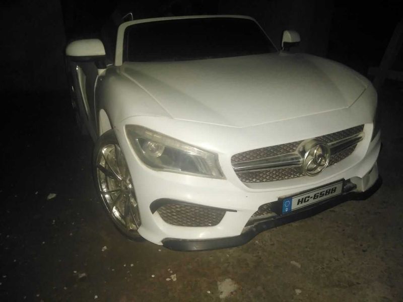 автомобиль для детей б/у (руль нужно починить) 740 тыс сум автомобиль для детей б/у (руль нужно починить) 740 тыс сум